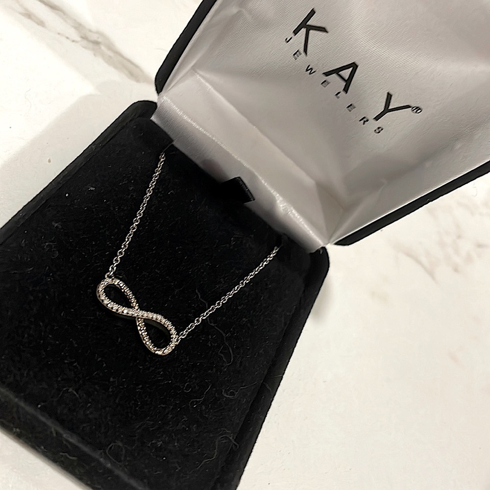 Kay Jewelers diamond infinity necklace